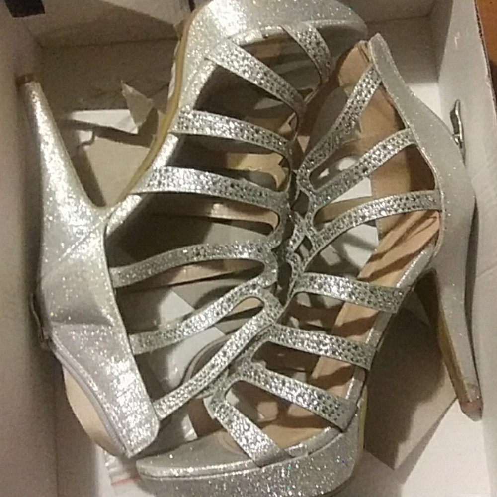 Sliver glitter heels